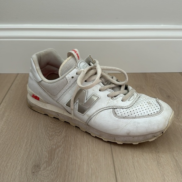 New Balance Sneakers - Picture 2 of 6